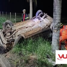 Motorista e passageiro morrem em acidente no trevo de Coimbra