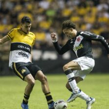 Vasco enfrenta Criciúma pela antepenúltima rodada da Série B