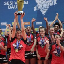 Sesi Vôlei Bauru conquista título da Supercopa Feminina de vôlei