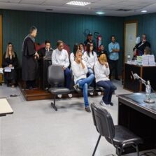 Flordelis é condenada a 50 anos de prisão por assassinato do marido