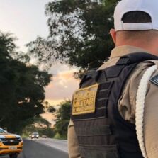 Viçosense é detida com cigarro de maconha durante blitz na BR-120