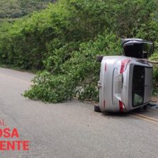 Capotamento na rodovia que liga Viçosa/Porto Firme