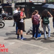 Ciclista fica ferida em acidente na PH Rolfs
