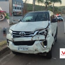 Motoqueiro fica gravemente ferido em acidente no trevo de Coimbra