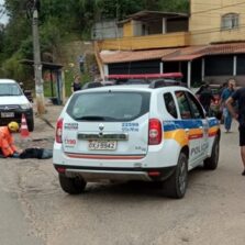 Motociclista fica ferida em acidente no Bairro João Braz