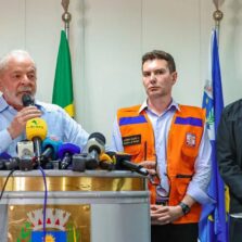 Lula decreta intervenção federal na segurança pública do DF
