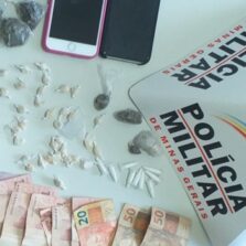 Mulher é presa com drogas em São Miguel do Anta