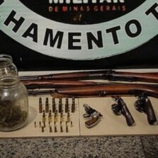 Em Viçosa: Homem é preso com seis armas e porções de maconha