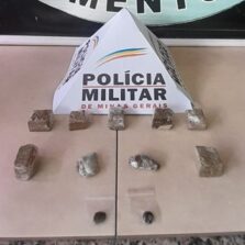 Mulher é presa com drogas no centro de Viçosa