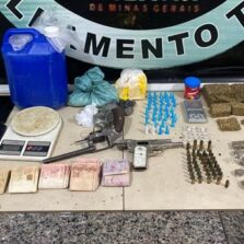PM prende suspeitos com drogas e armas no bairro Cidade Nova