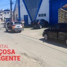 Assaltantes roubam carro da Câmara Municipal de Viçosa durante fuga