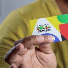 Caixa começa a pagar Bolsa Família de setembro