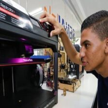 Governo de Minas cria painel de oportunidades para aproximar jovens do mercado de trabalho