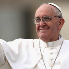 Papa faz apelo por cessar-fogo entre Israel e Hamas