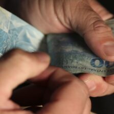 Câmara deve votar taxação para super-ricos nesta semana