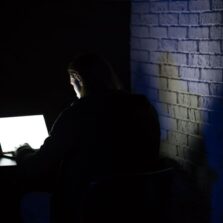 Idec aponta fragilidades na segurança de aplicativos de bancos