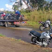 Polícia Militar de Viçosa apreende dez motos e aplica 40 multa em evento do grau