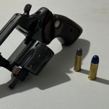 Homem é preso por porte de arma em Ubá