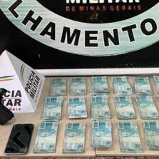 Equipe Tático Móvel Realiza Apreensão de Arma de Fogo e Grande Quantia em Dinheiro em Viçosa