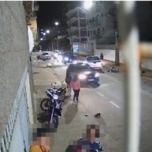 Vídeo mostra colisão grave entre motos em Viçosa