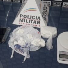 Polícia Militar apreende meio quilo de cocaína e prende dois autores envolvidos com o tráfico de drogas