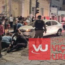 Viçosa: Motorista Atropela Casal em Motocicleta e Foge