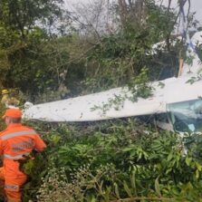 Avião Monomotor Faz Pouso Forçado em Muriaé