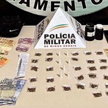 PM de Viçosa apreende menor com drogas na Rua Santana