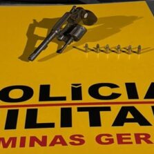 Caminhoneiro é preso em flagrante por porte ilegal de arma de fogo em Rio Pomba