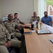 Prefeito Ângelo Chequer reforça parceria com a Polícia Militar para aprimorar a segurança de Viçosa
