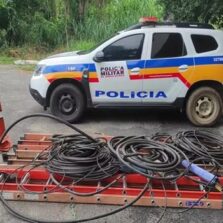 PM prende suspeitos de furtar fios em Visconde do Rio Branco e fugir para Juiz de Fora