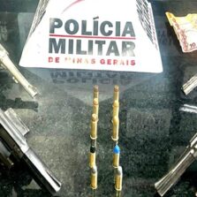 PM prende suspeitos de tentativa de homicídio, recupera motocicleta furtada e apreende quatro armas de fogo em Ponte Nova