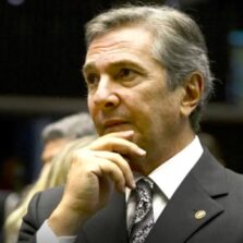 Ex-presidente Fernando Collor é preso em Maceió