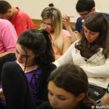 Inscrições para concorrer às bolsas do Prouni começam nesta segunda
