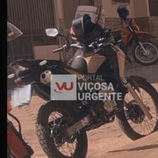 Motocicleta usada em roubo a joalheria de Ouro Preto é encontrada em Viçosa