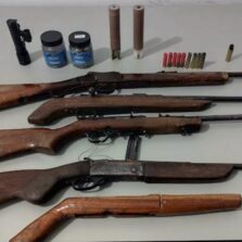 Polícia Militar apreende armas e munições em operação contra caça ilegal em Teixeiras