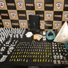 PM apreende grande quantidade de drogas no Bairro Nova Viçosa