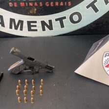 Viçosa: Homem é preso com pistola 9mm e munições durante abordagem policial