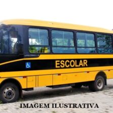 Menino de 5 anos é resgatado após ser esquecidos por horas dentro de ônibus escolar em Teixeiras