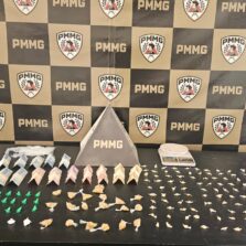 Viçosa: suspeito é preso por tráfico de drogas na Rua São José