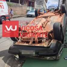 Carro capota em Viçosa e deixa quatro feridos, incluindo três crianças