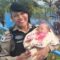 Policial militar salva bebê abandonada e amamenta criança em estado grave de fome e desnutrição