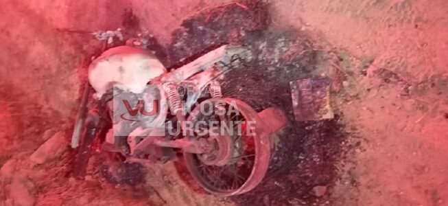 Motocicleta Furtada em Viçosa é Encontrada Incendiada em São Geraldo