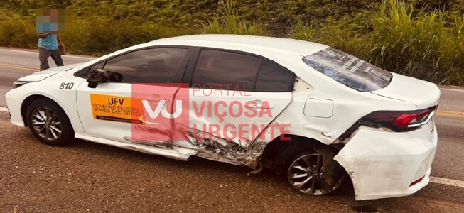 Carro oficial da UFV é atingido por veículo desgovernado em Mariana