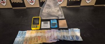 Homem é preso em flagrante por tráfico de drogas durante operação da PM em Teixeiras