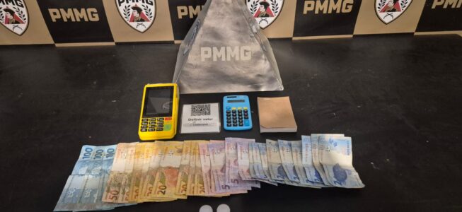 Homem é preso em flagrante por tráfico de drogas durante operação da PM em Teixeiras